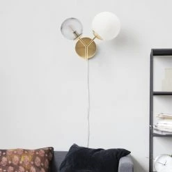 House Doctor Appliques Murales Et Spots Applique En Laiton Blanche Et Grise -Luminaires Ventes applique en laiton blanche et grise 1