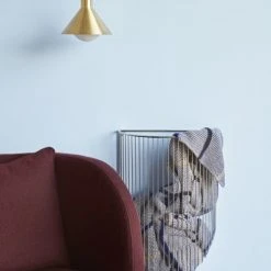 Hubsch Lampadaires Lampadaire Avec Base En Marbre En Noir Et Laiton -Luminaires Ventes lampadaire avec base en marbre en noir et laiton 1