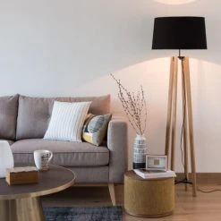 Maisons Du Monde Lampadaires Lampadaire En Chêne Et Abat-jour Noir H146 -Luminaires Ventes lampadaire en chene et abat jour noir h146 1000 13 25 194816 3