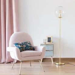 Maisons Du Monde Lampadaires Lampadaire En Métal Doré Et Globe En Verre H152 -Luminaires Ventes lampadaire en metal dore et globe en verre h152 1000 1 39 195076 3