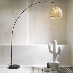 Maisons Du Monde Lampadaires Lampadaire En Rotin Tressé Et Métal Noir H.191cm -Luminaires Ventes lampadaire en rotin tresse et metal noir h 191cm 1000 8 4 165316 5