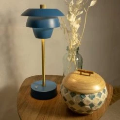 Pirouette Paris Lampes à Poser Lampe à Poser Rechargeable En Métal Noir Et Doré H31 -Luminaires Ventes lampe a poser rechargeable en metal noir et dore h31 2