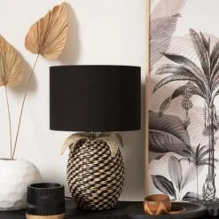 Maisons Du Monde Lampes à Poser Lampe En Bambou Tressé Et Abat-jour En Fibre Végétale Noire -Luminaires Ventes lampe en bambou tresse et abat jour en fibre vegetale noire 1000 8 4 223864 2