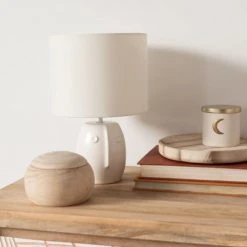 Maisons Du Monde Lampes à Poser Lampe En Céramique Et Abat-jour En Coton Blancs -Luminaires Ventes lampe en ceramique et abat jour en coton blancs 1000 13 34 222951 2