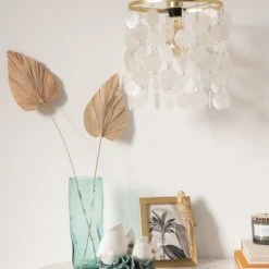 Maisons Du Monde Suspensions Suspension à Pampilles En Nacre écrue Et Métal Doré -Luminaires Ventes suspension a pampilles en nacre ecrue et metal dore 1000 10 5 223373 2