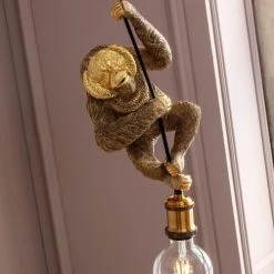 Kare Design Suspensions Suspension Singe En Polyrésine Dorée -Luminaires Ventes suspension singe en polyresine doree 4
